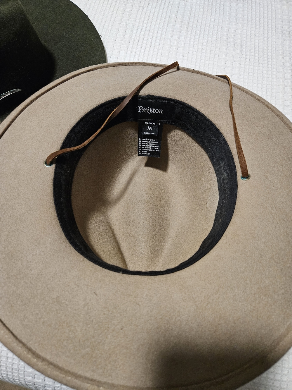 Lot Of Three Brixton Wool Ranch Hats in Beige, Olive, Tan, with Brown Chin Strap - Picture 5 of 7